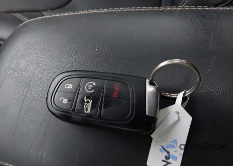 2014 Jeep Cherokee Limited из США, поврежденный, VIN 1C4PJMDS5EW211052